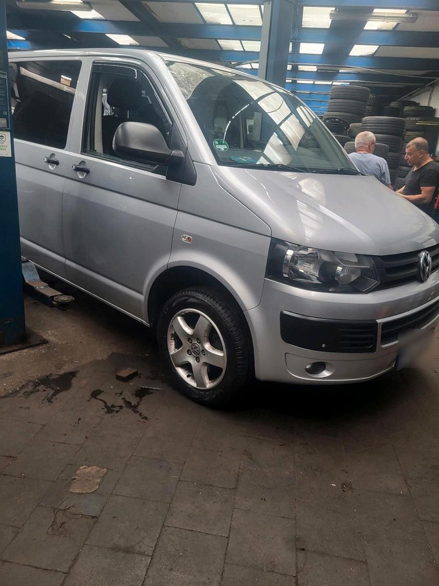 Volkswagen T5 Transporter
