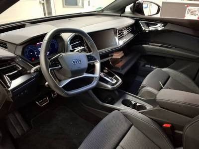 Q4 e-tron 45 QUATT S LINE MATRIX+AHK+AR HUD+PANO