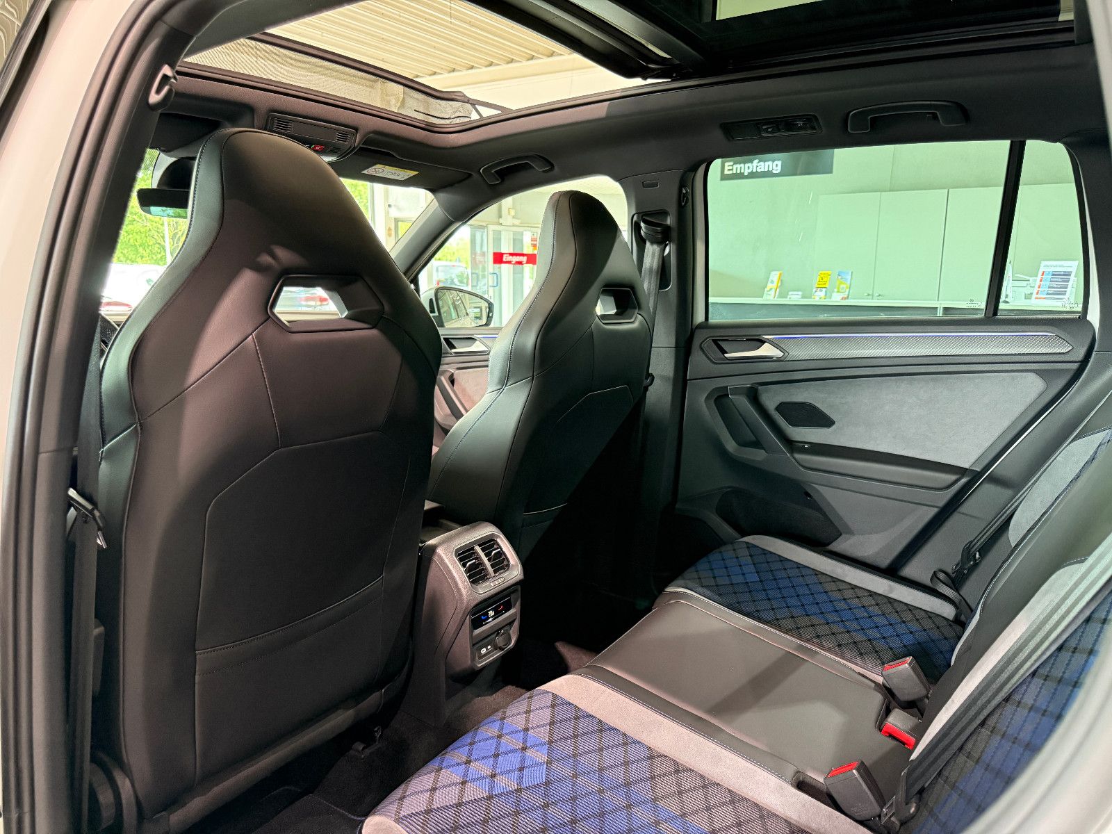 Volkswagen Tiguan R 4Motion IQ DSG LED PANO SHZ AHK foto 15