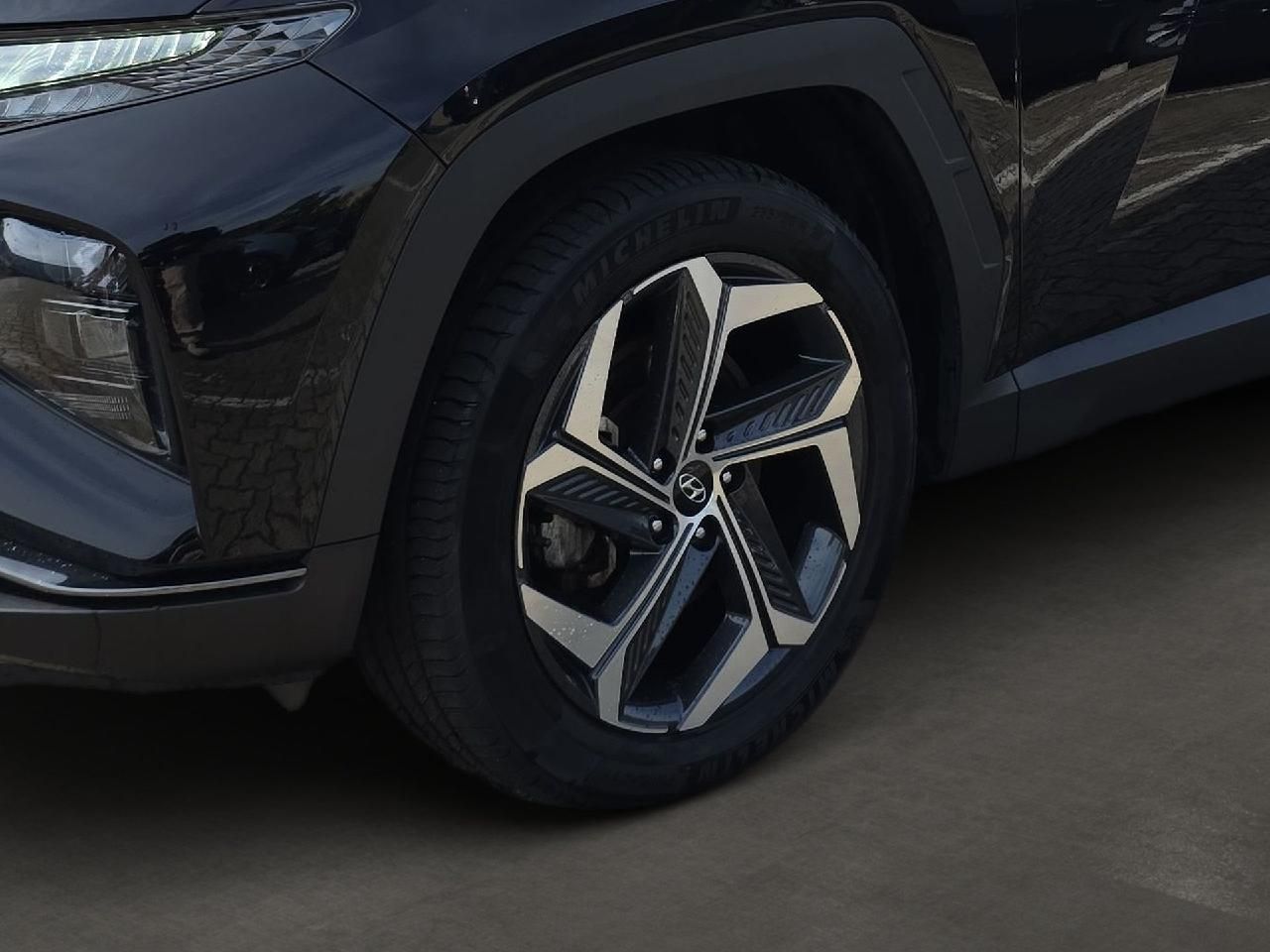 Fahrzeugabbildung Hyundai Tucson Prime PHEV 4WD *Standheizung*