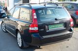Volvo V50 Kombi T5 Summum*5-ZYLINER*BI-XENON*LEDER*SH - Volvo: S50