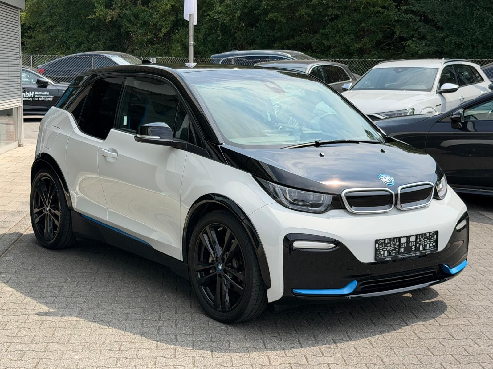 Fahrzeugabbildung BMW i3 s 120Ah VIRTU+LED+NAVI+SHZ+KAMERA+ACC+DAB+