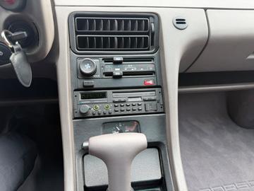 1990 Porsche 928 照片 3