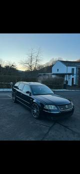 Volkswagen Passat 3BS 3BG W8 4Motion - Volkswagen Passat: Kombi, W8