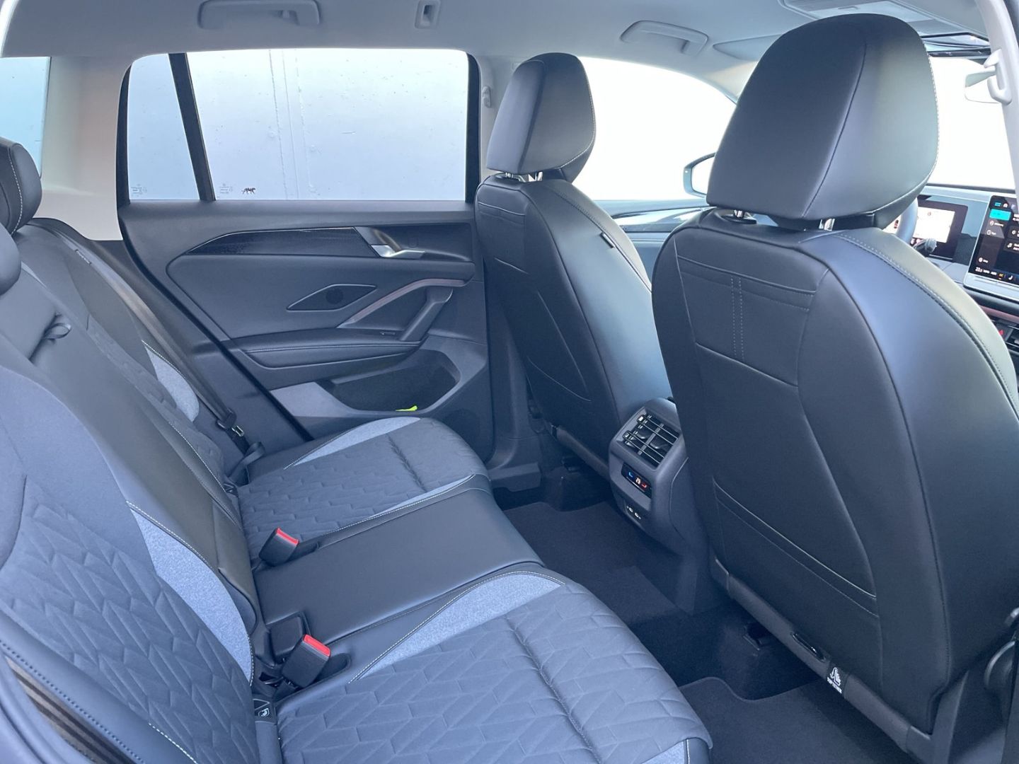 Tiguan ENERGY 2.0TDI DSG Navi/LED/ACC/360°Kamera