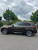 BMW X5 M50 M50d -TÜV neu bis 01/28 Soft-Close SHG - BMW X5 M50 aus 2015