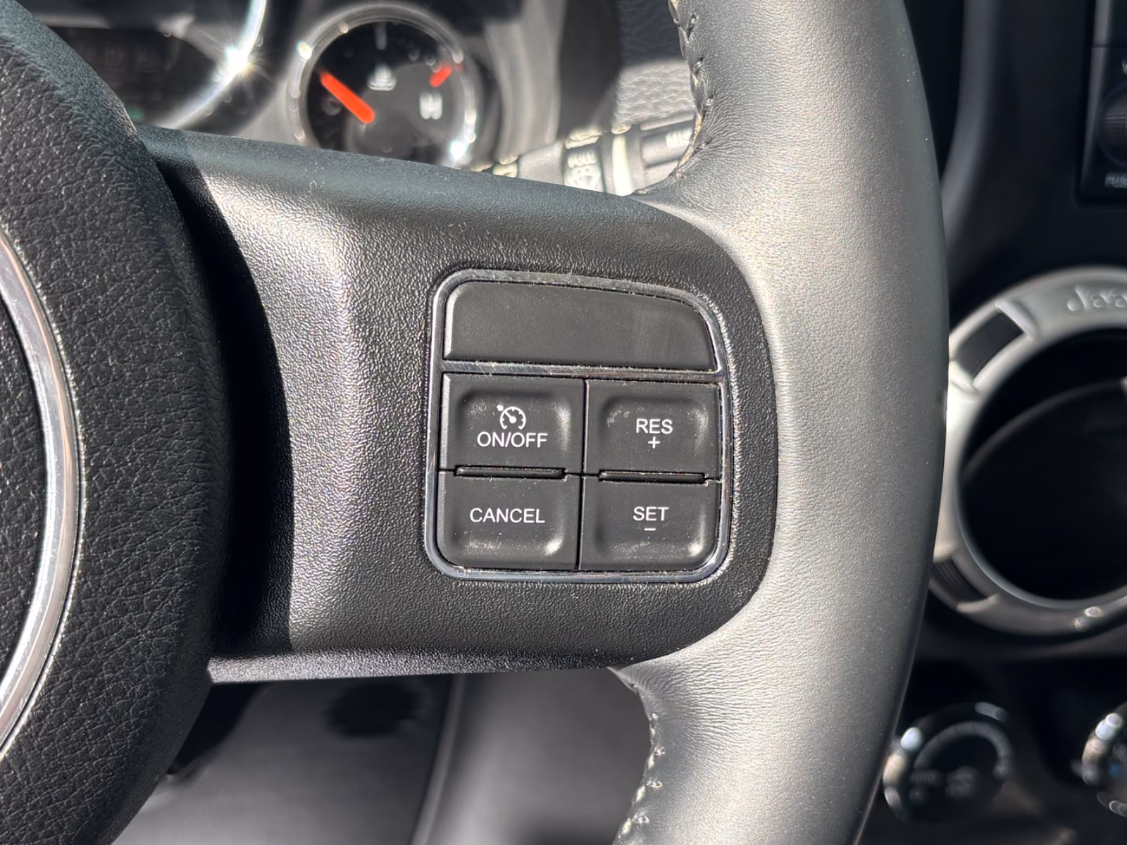 JEEP WRANGLER UNLIMITED RUBICON 2.8 CRD 200ch 4X4 - BVA - GPS - TOIT RIGIDE - SIÈGES CHAUFFANTS - JANTES ALLIAGE