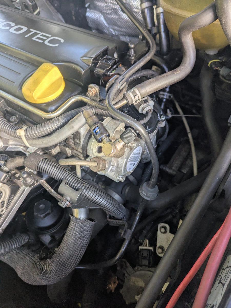Opel Vectra 2004 — photo 6
