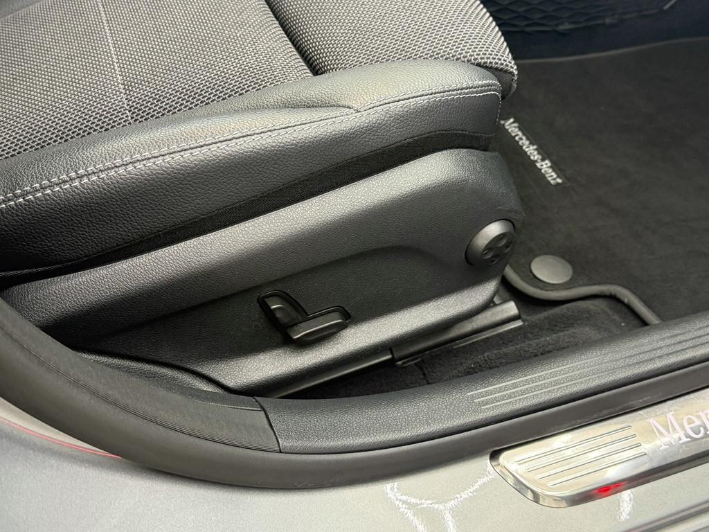 Mercedes-Benz C 180 CGI Avantgarde, Leder, GSHD, 7G, Sitzheiz.