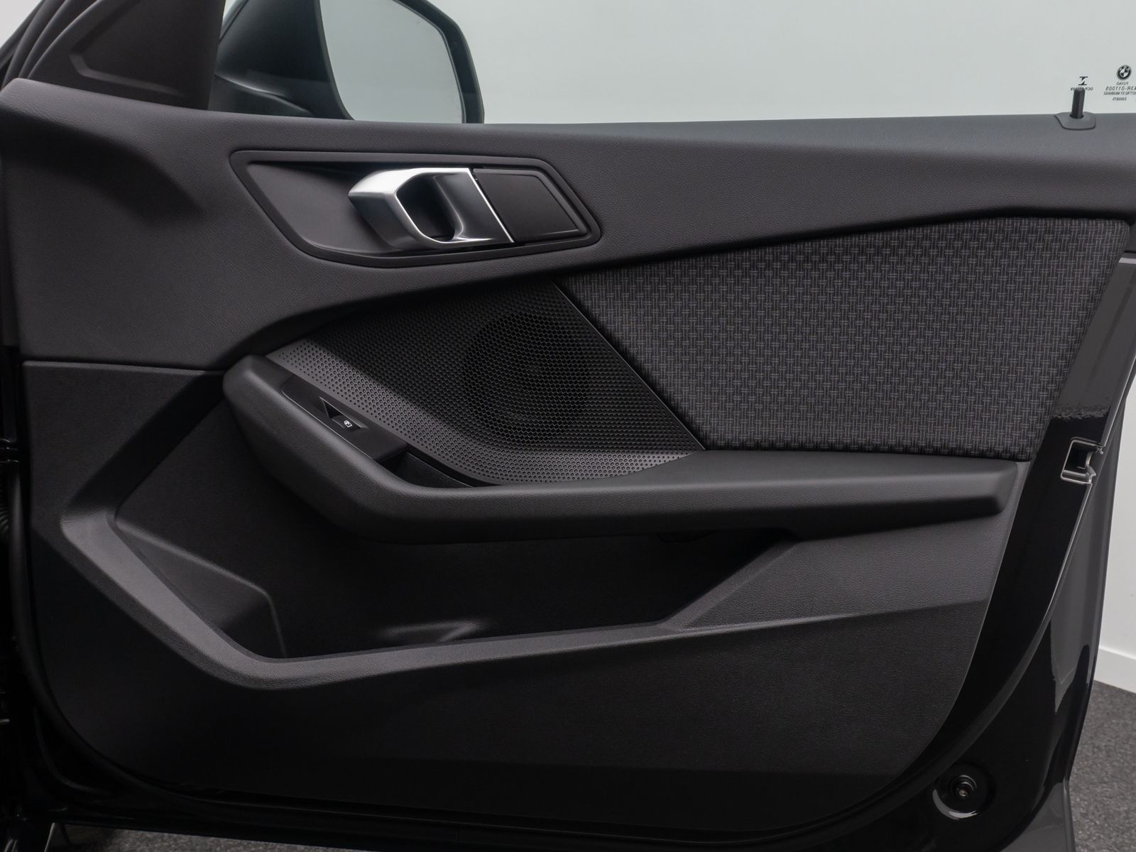 Fahrzeugabbildung BMW 120i GeschwindigReg PDC LED DAB Panorama WLAN