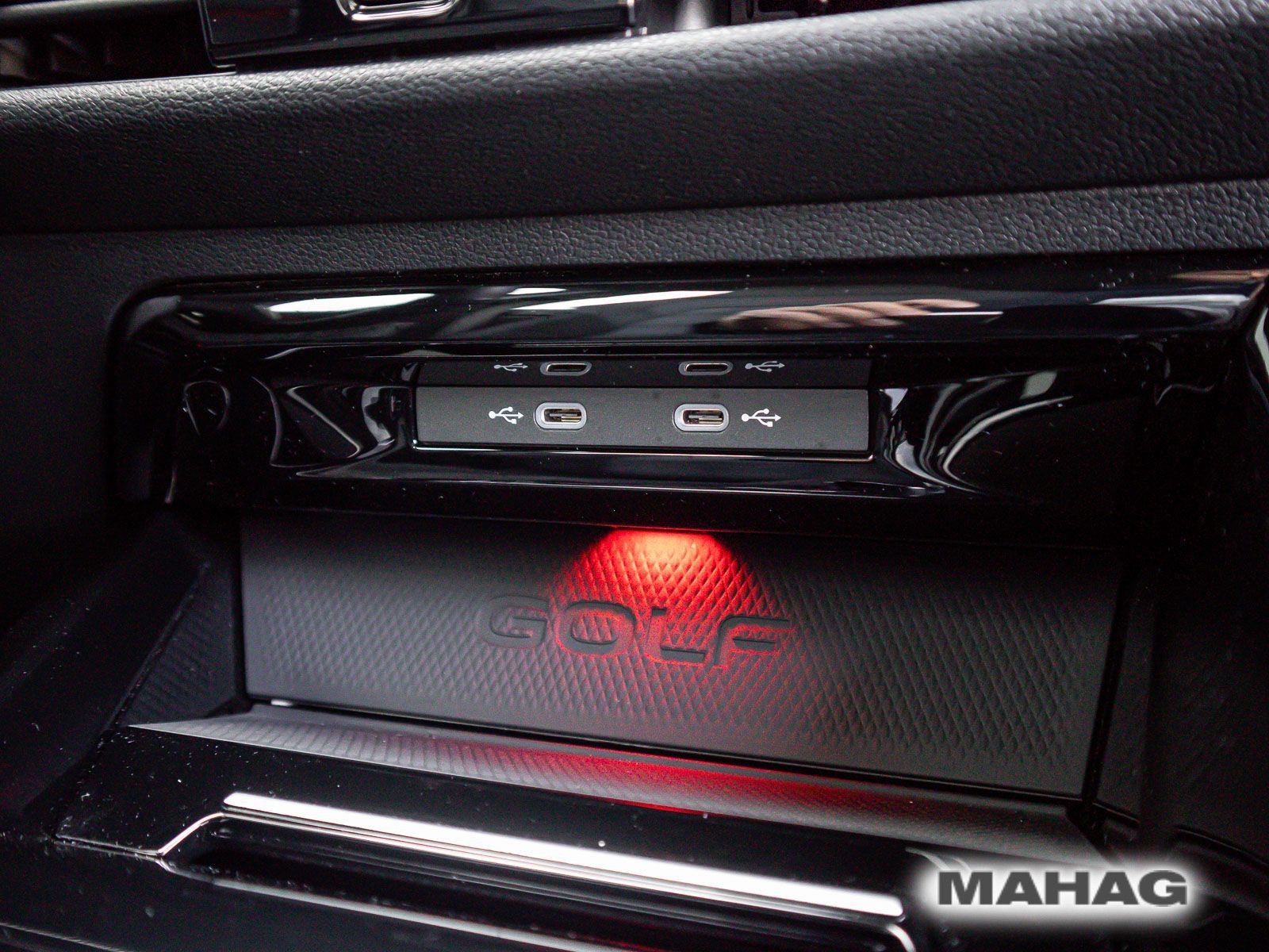 Volkswagen Golf VIII GTI 2.0 TSI ACC LED+ Navi ParkPilot Ap foto 25