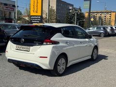 Fahrzeugabbildung Leaf VISIA 40kWh