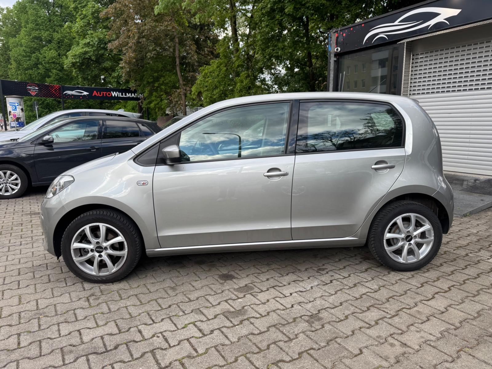 Volkswagen up! move up!