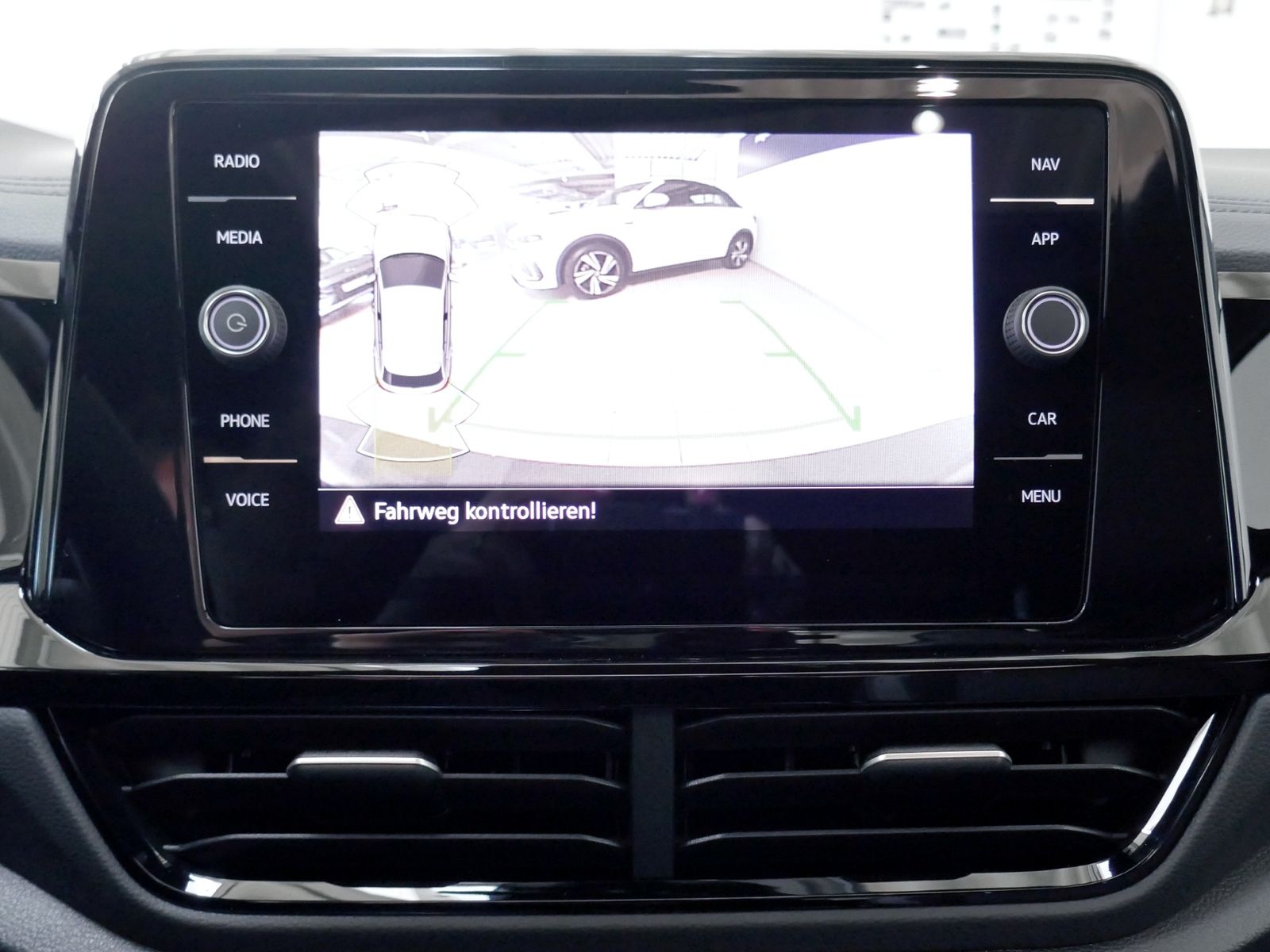 Fahrzeugabbildung Volkswagen T-Roc Style 1.5 TSI DSG | LED RFK ACC