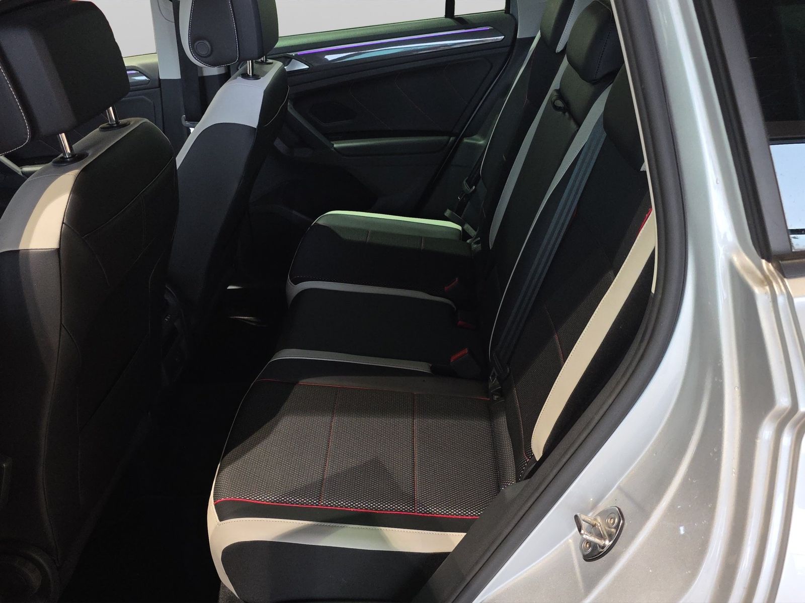 Volkswagen Tiguan - Bild 14