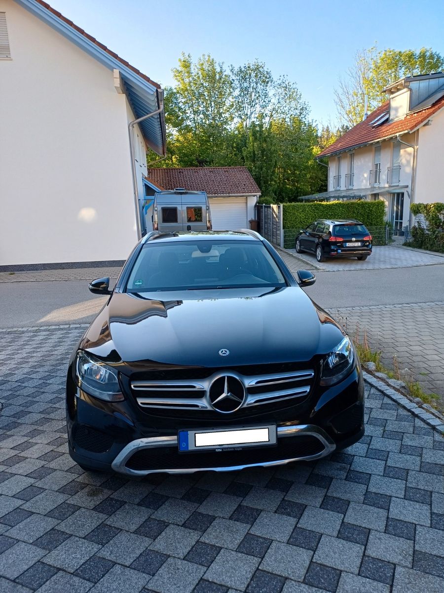 MERCEDES-BENZ GLC 220 d 4MATIC Autom. -