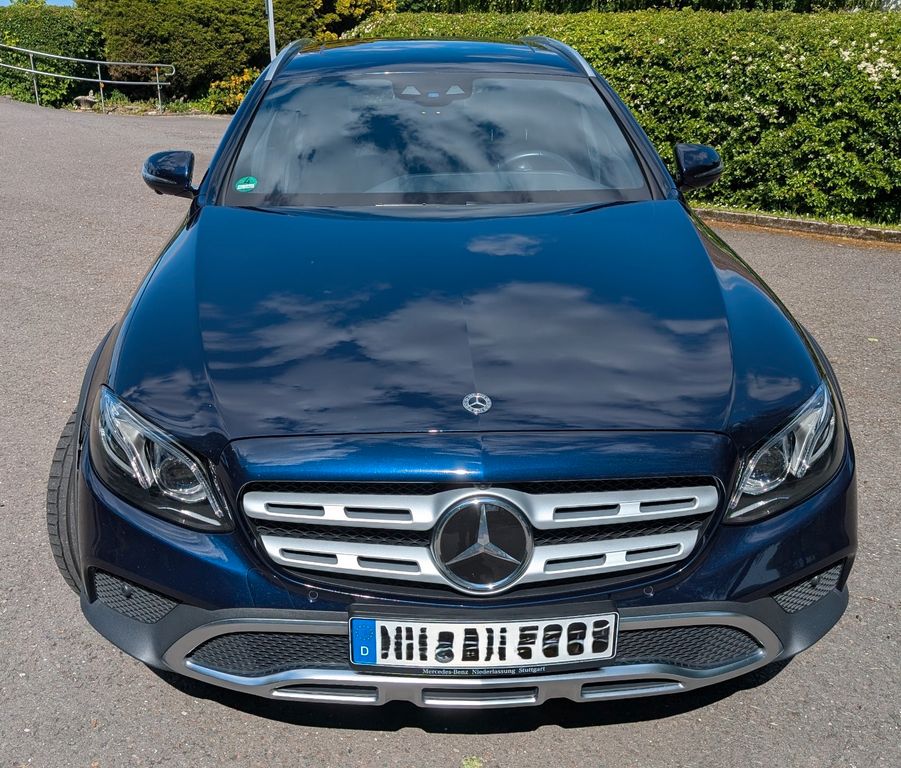 Image of Mercedes-Benz E 400