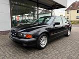 BMW 523i.  /TÜV-NEU/ - BMW 523 aus 1996