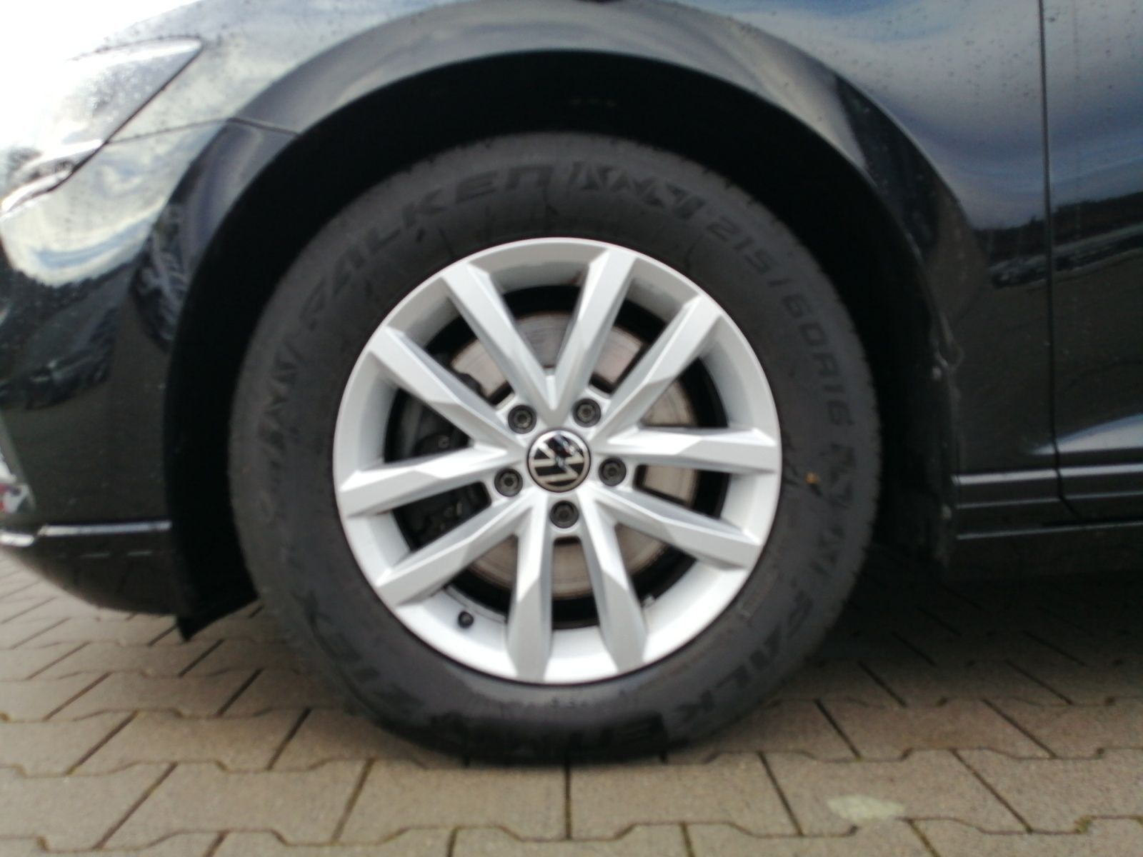 Volkswagen Passat Variant - Bild 8