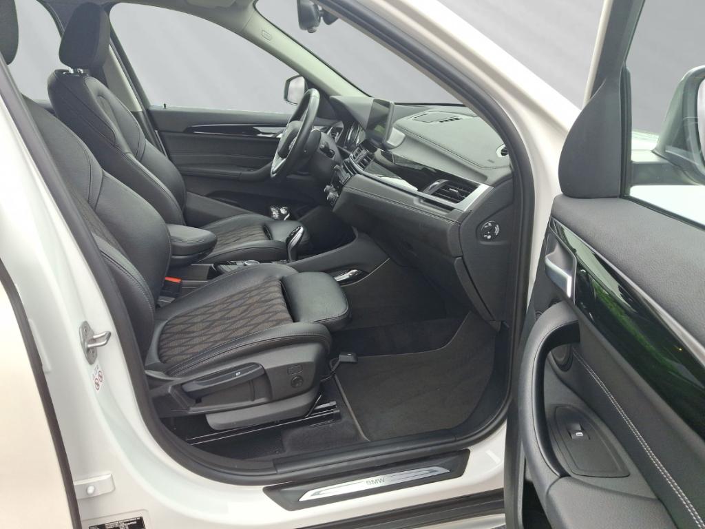 BMW X1 sDrive18d xLine HUD HiFi RFK Navi+ Sportsitze, миниатюра 13