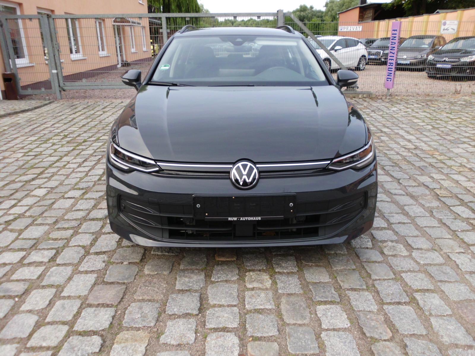 Volkswagen Golf VIII Variant 1.5 TSI 85 kW Life