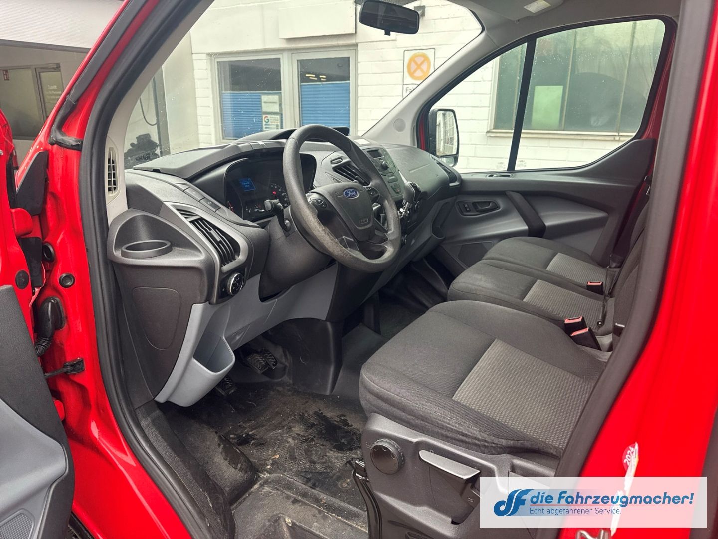 Fahrzeugabbildung Ford Transit Custom Tourneo 300 L1 *2208