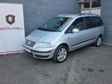 Volkswagen Sharan Trendline 2.0 TDI Navi PDC 7 TÜV 02/27 - gebrauchte VW Sharan aus dem Jahr 2006