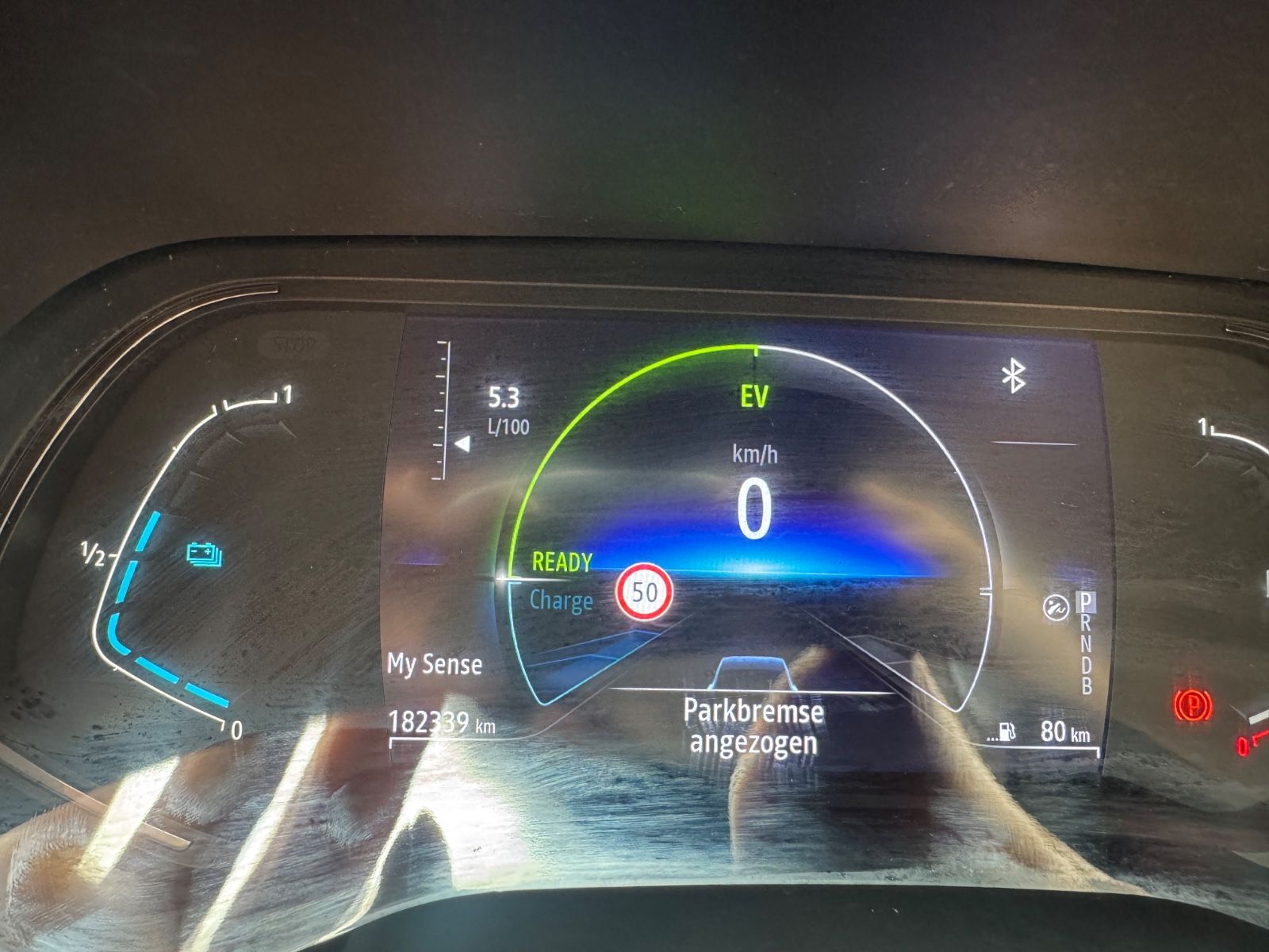 Fahrzeugabbildung Renault Arkana Intens E-Tech LED+NAVI+ACC+Kamera