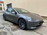 Tesla Model 3 AWD, Dualmotor Performance, Matt - Tesla Model 3 in Kassel