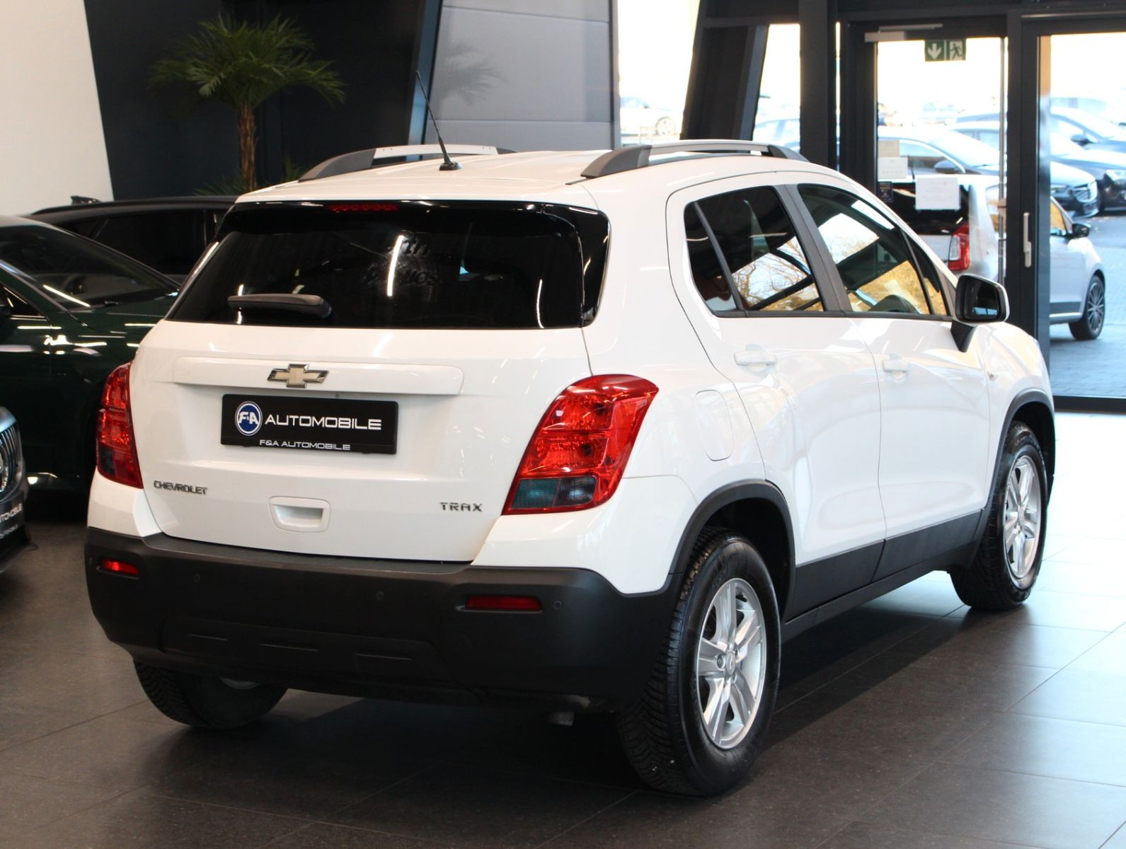 Fahrzeugabbildung Chevrolet Trax LS+ 2.Hand+Klima+Allwetter+Bluetooth