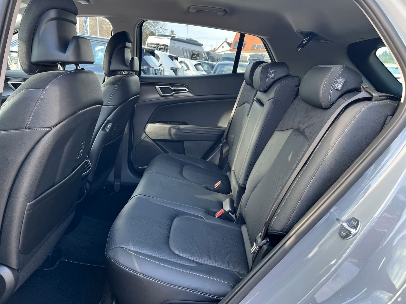 Fahrzeugabbildung Kia Sportage Spirit Leder Totwinkel Allrad