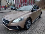 Volvo V40 Cross Country Summum - Volvo V40 Summum mit Diesel-Antrieb
