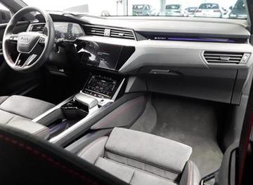 صورة 6 لـ 2023 AUDI Q8 E-TRON