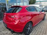 Alfa Romeo Giulietta Quadrifoglio Verde - Alfa Romeo: Quadrifoglio