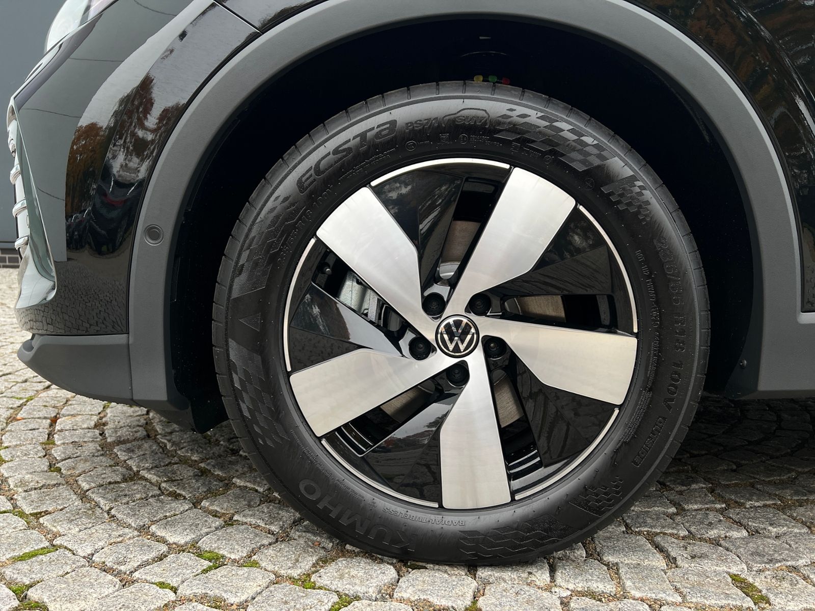 Fahrzeugabbildung Volkswagen Tiguan Elegance 2.0 TDI DSG *AHK, IQ.Light, 18'-