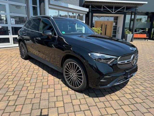 Mercedes-Benz GLC 300 e 4Matic+AHK+360°+AMG+LED+KeylessGo+Head