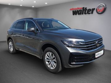 Volkswagen Touareg - 2