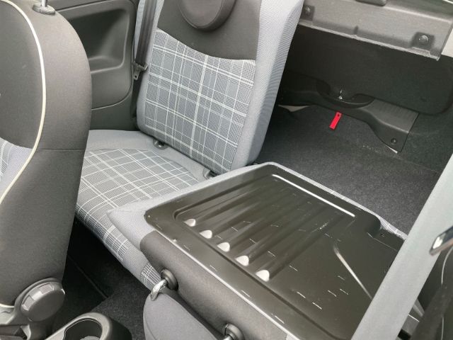 Fahrzeugabbildung Fiat 500C Cabrio 1.0 Mild Hybrid Lounge, Klimaanlage