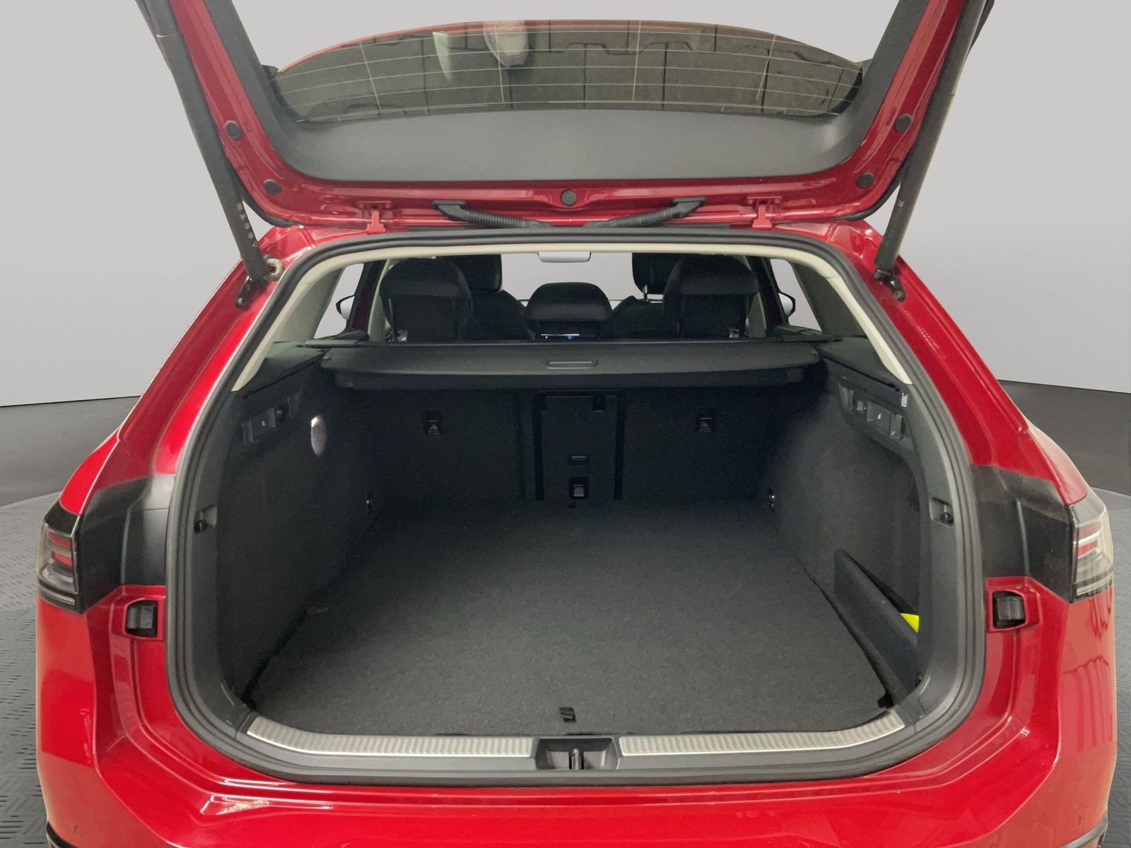 Volkswagen Passat Variant - Bild 8