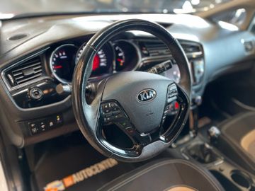 Kia Cee'd *1.HAND*NAVI*TEMPO*KAMERA*LKHZ*