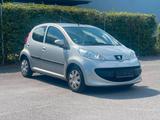 Peugeot 107 Klima TÜV 10.2027 - silberne Peugeot 107