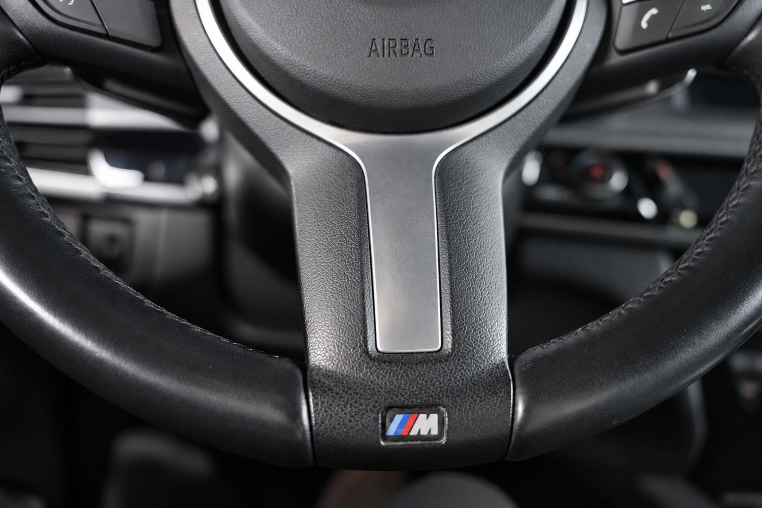 Fahrzeugabbildung BMW X5 xDrive 30d *M-Paket*HUD*Memory*Rückfahrkamera