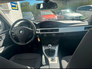 BMW 320 - 5