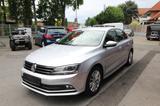 Volkswagen Jetta VI Basis  AHK 59200 Km Org Wie Neu - Volkswagen Jetta Gebrauchtwagen