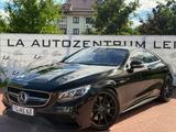 Mercedes-Benz S63 AMG Coupe 4MATIC*DESIGNO*MAGICSKY*SWAROVSKI - Mercedes-Benz S 63 AMG: Coupé