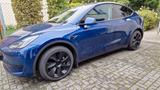 Tesla Model Y SR RWD AHK Mwst. ausweisbar - blaue Tesla Model Y
