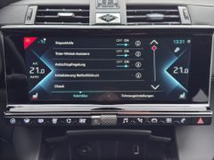 Fahrzeugabbildung DS Automobiles DS 7 1.6 E-Tense 225 Bastille + LEDER & PANO