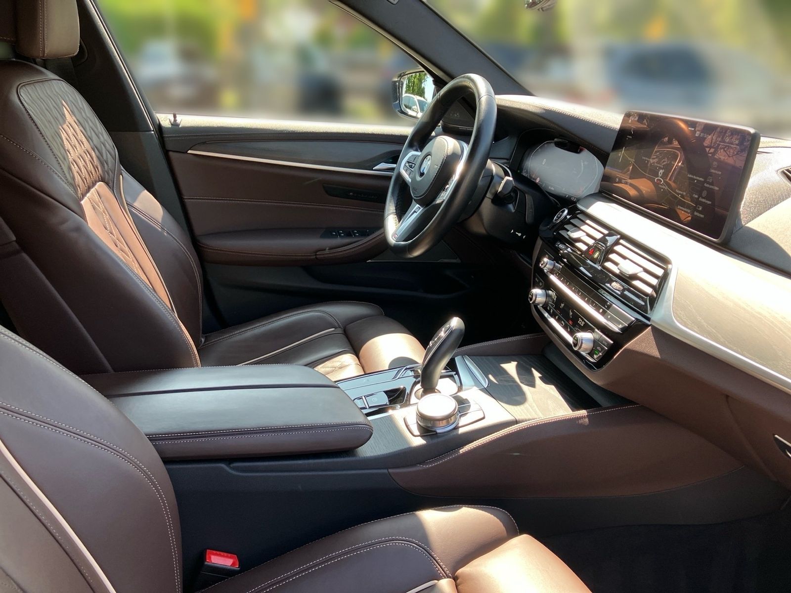 BMW 530d xDrive Touring Luxury HUD Pano DA Prof. STH foto 4