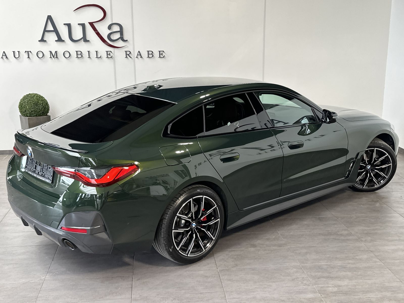Fahrzeugabbildung BMW 420i Gran Coupé M-Sport NAV+LED+HIFI+19ZOLL+1HD