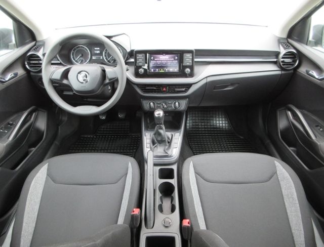 Fabia 1.0 TSI 95 PS Active LED/PDC/SHZ/DAB/TEL.-
